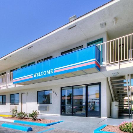 Rodeway Inn لاس كروسيس، نيومكسيكو المظهر الخارجي الصورة