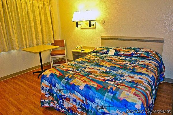Rodeway Inn لاس كروسيس، نيومكسيكو المظهر الخارجي الصورة